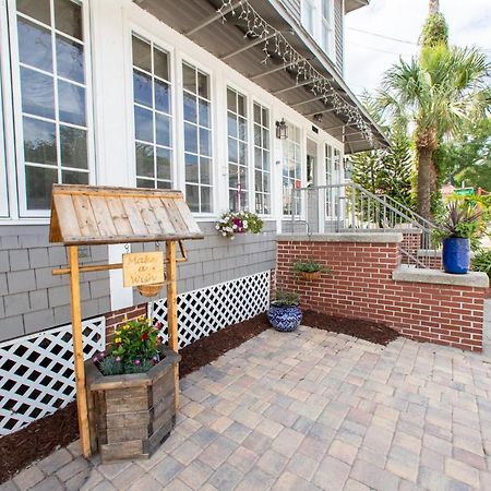 Carriage Way Centennial House - Adult Only- Saint Augustine Bed & Breakfast Екстериор снимка