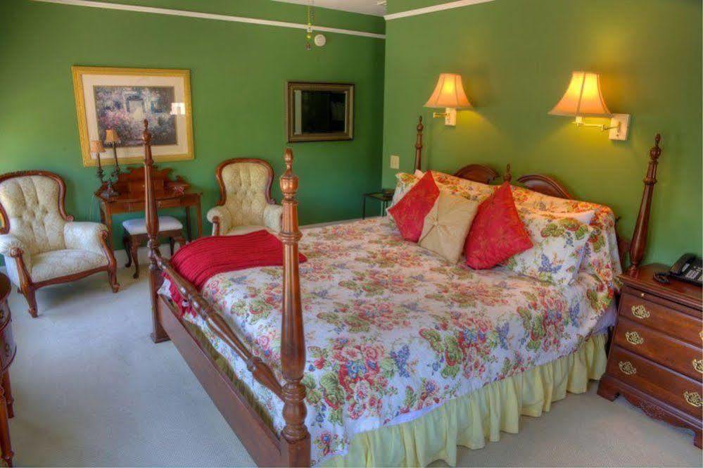 Carriage Way Centennial House - Adult Only- Saint Augustine Bed & Breakfast Екстериор снимка